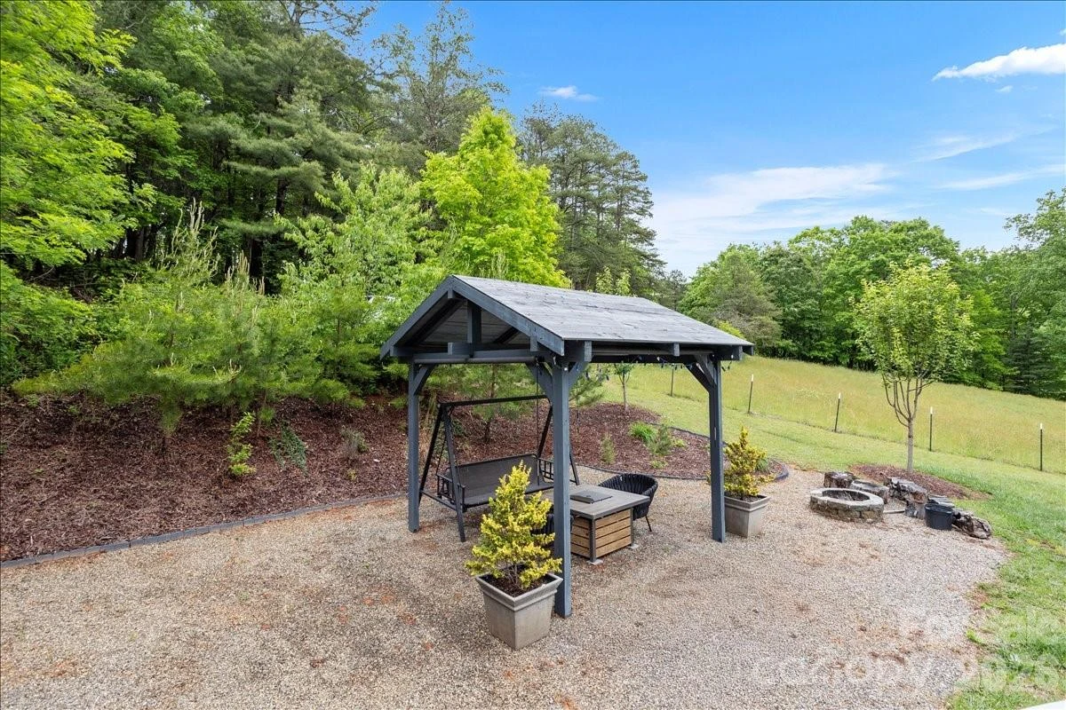 24 Mink Farm Road - Photo 31