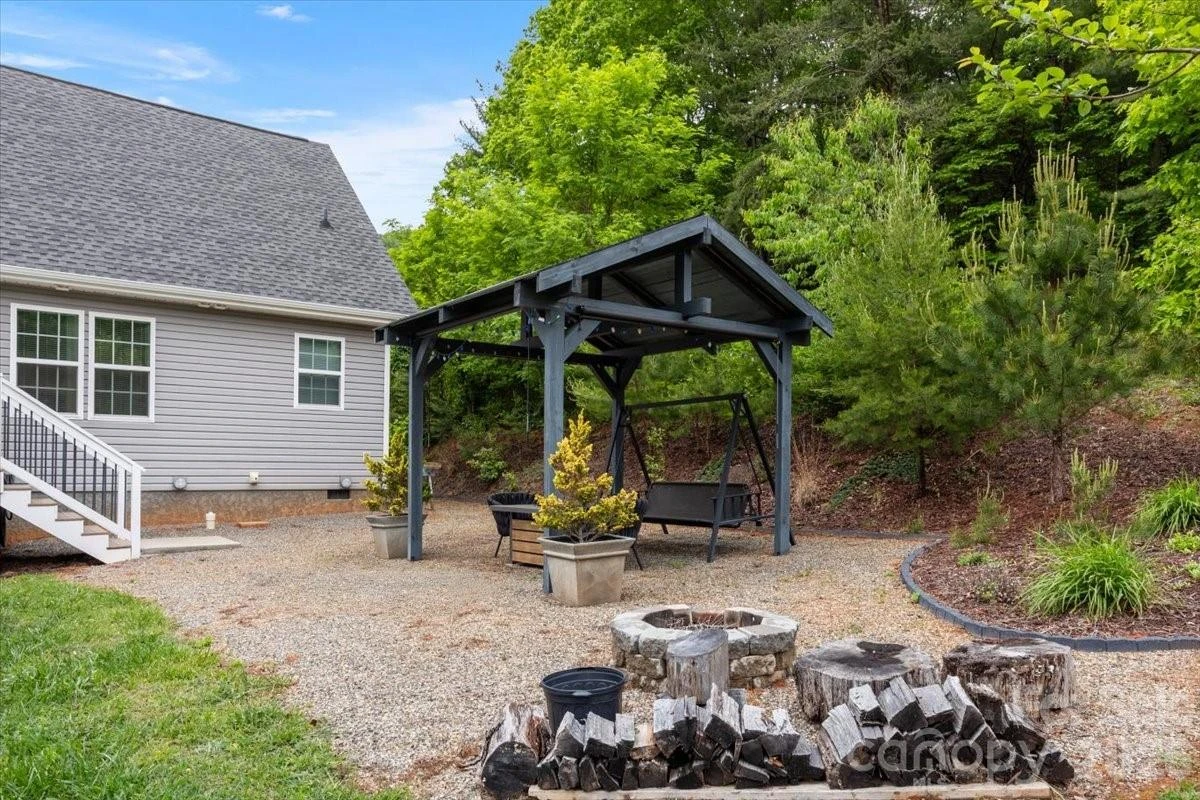 24 Mink Farm Road - Photo 32