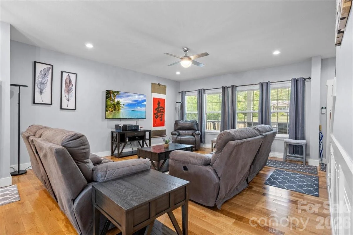 24 Mink Farm Road - Photo 6