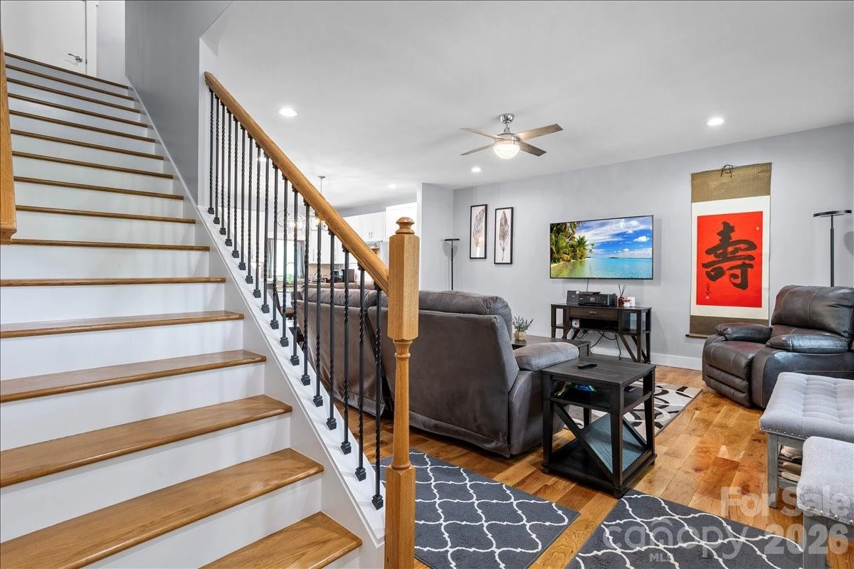 24 Mink Farm Road - Photo 9