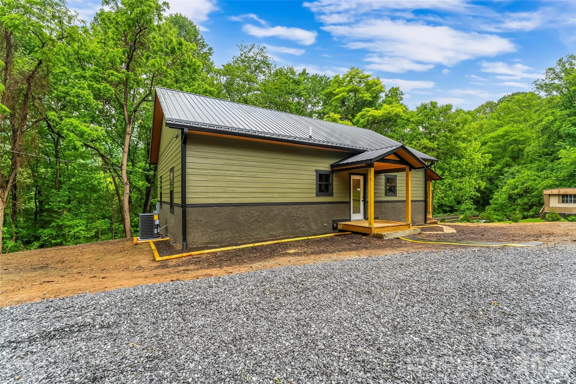 1737 Newfound Road - Photo 34