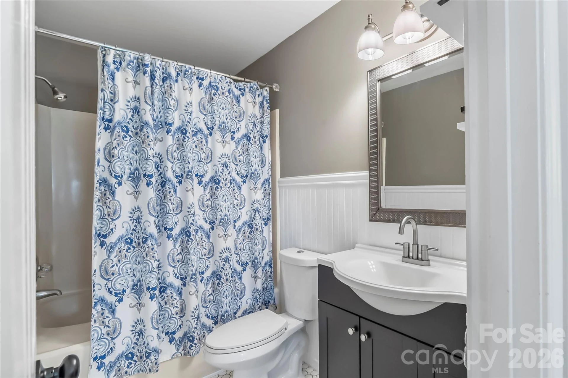 1548 Castell Lane - Photo 18