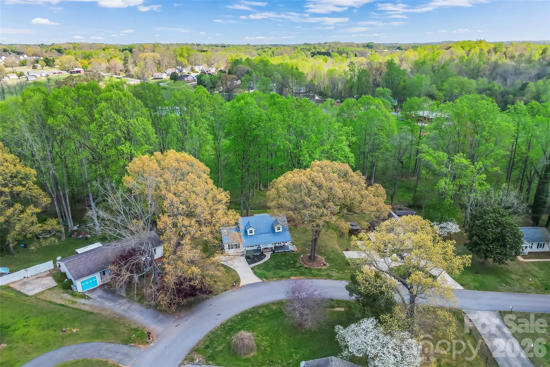 1548 Castell Lane - Photo 32