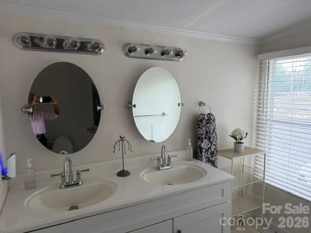 744 Deer Park Road - Photo 15