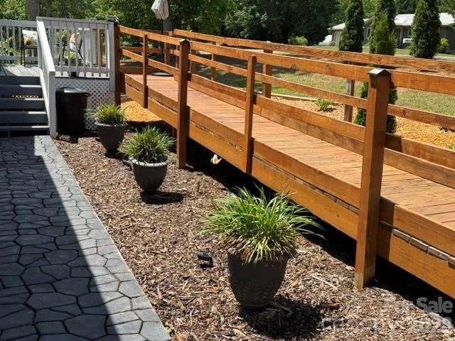 744 Deer Park Road - Photo 41
