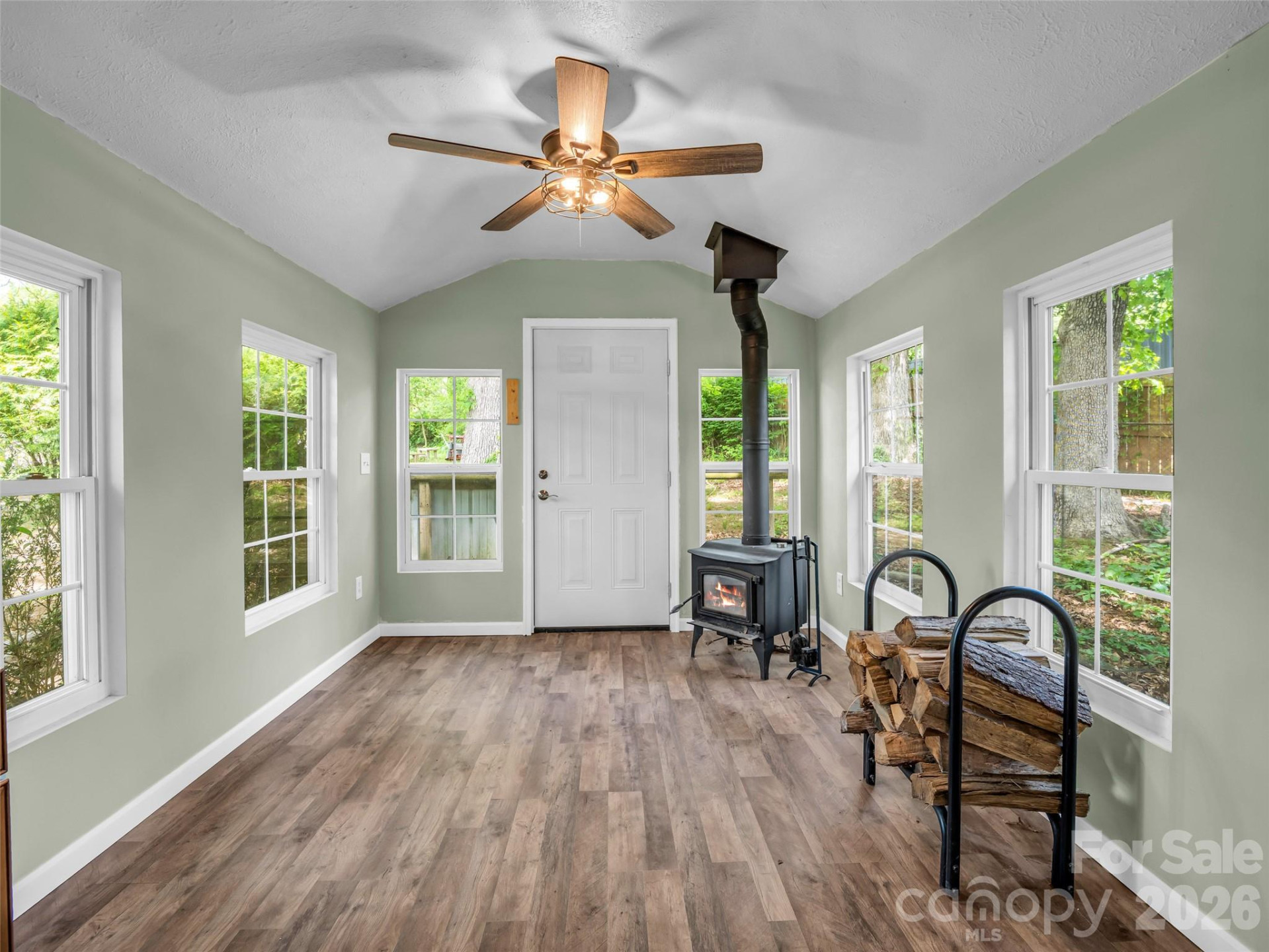 1916 Old Spartanburg Road - Photo 17