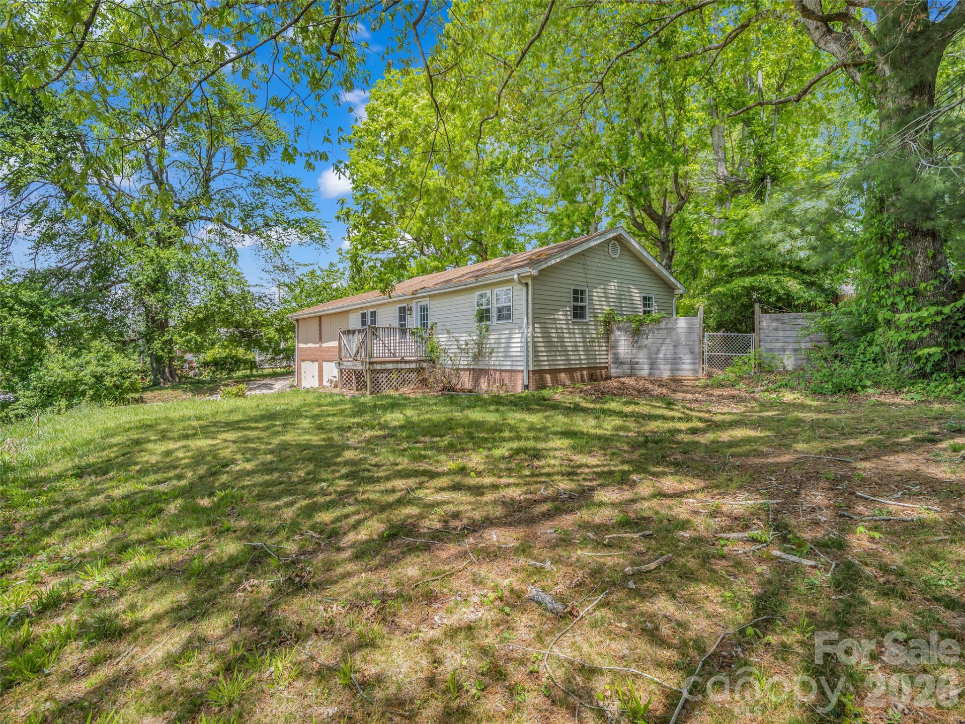 1916 Old Spartanburg Road - Photo 3