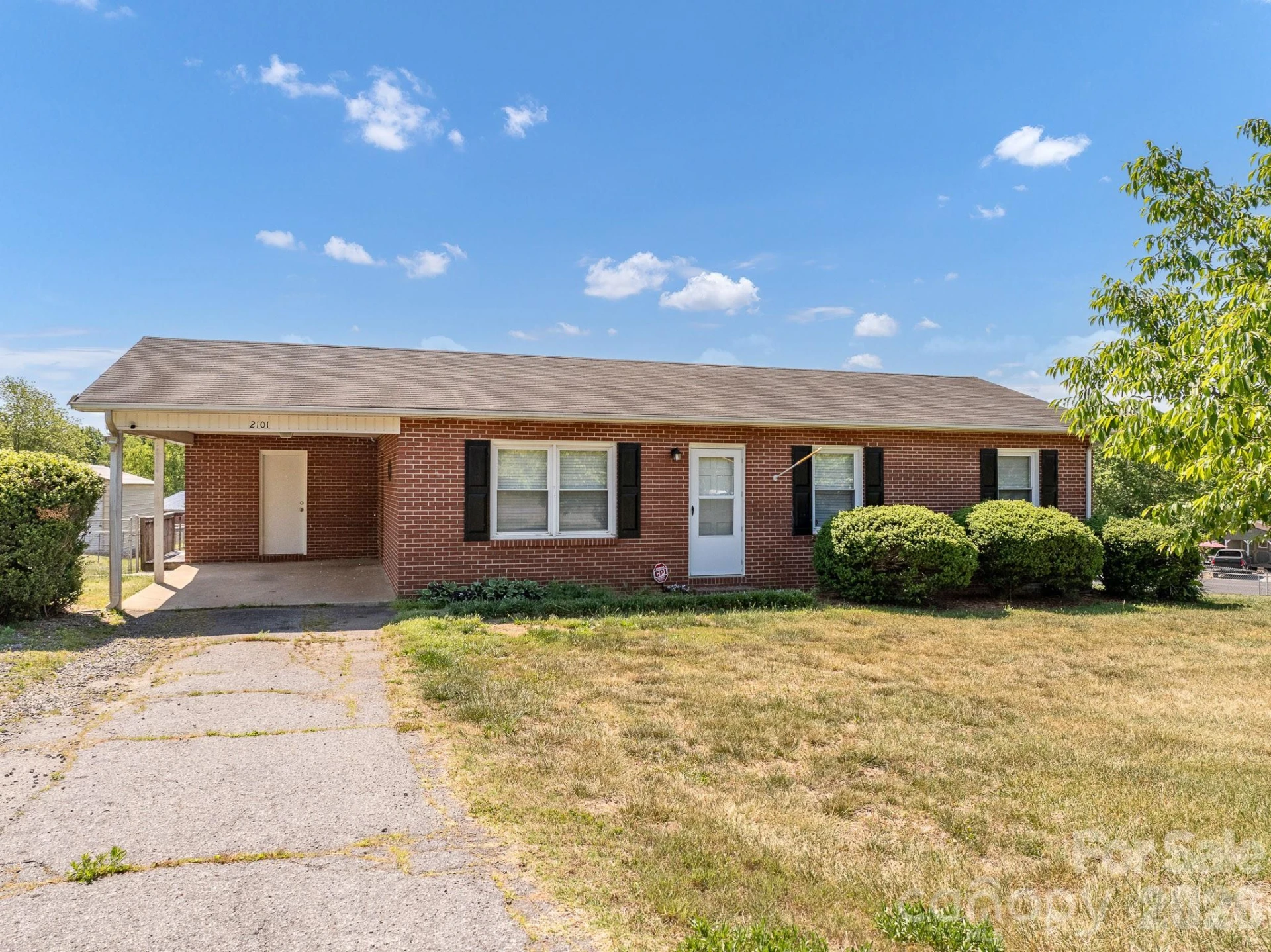2101 LaMesa Court - Photo 18