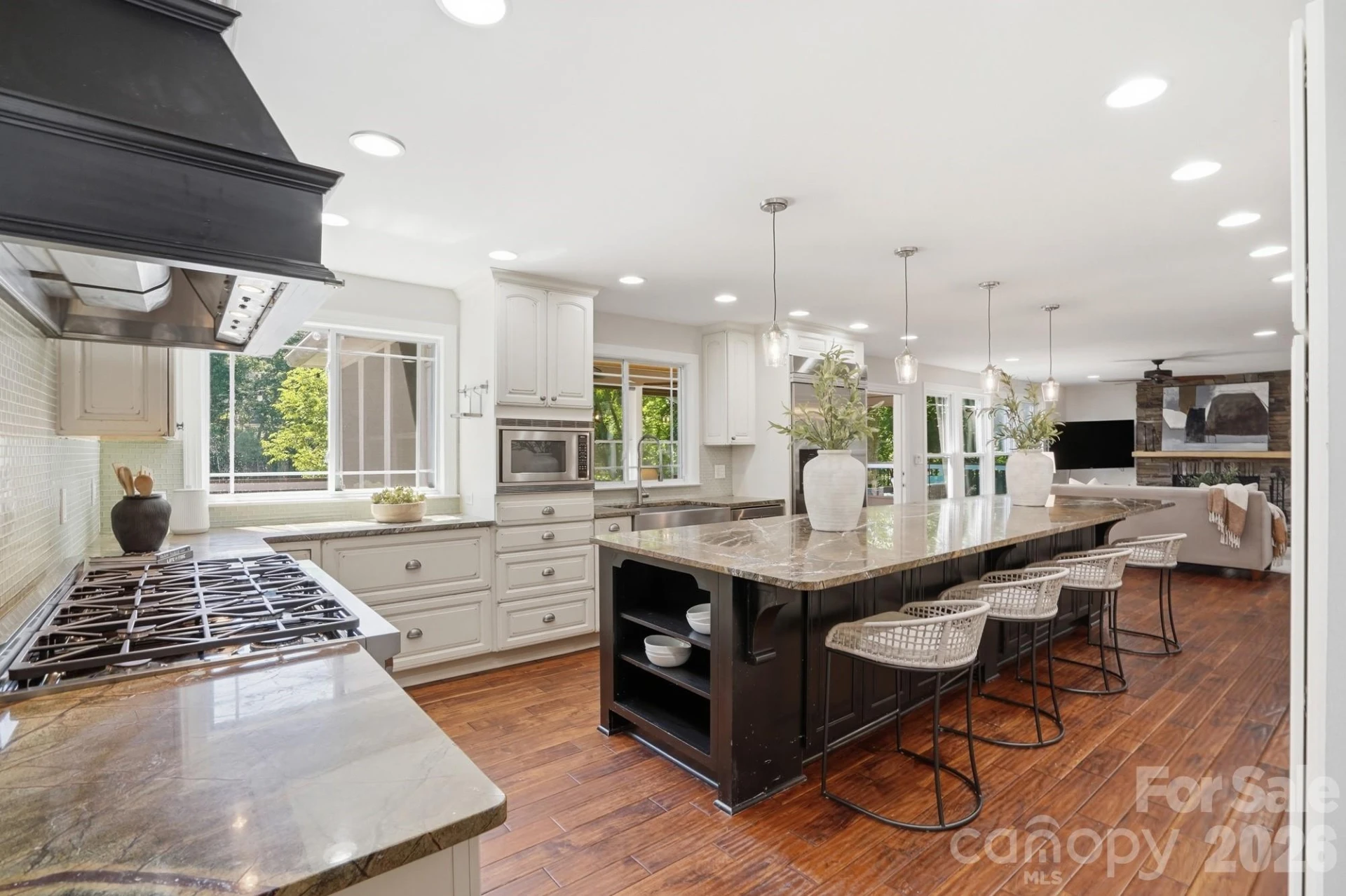 2113 Bon Villa Way - Photo 12