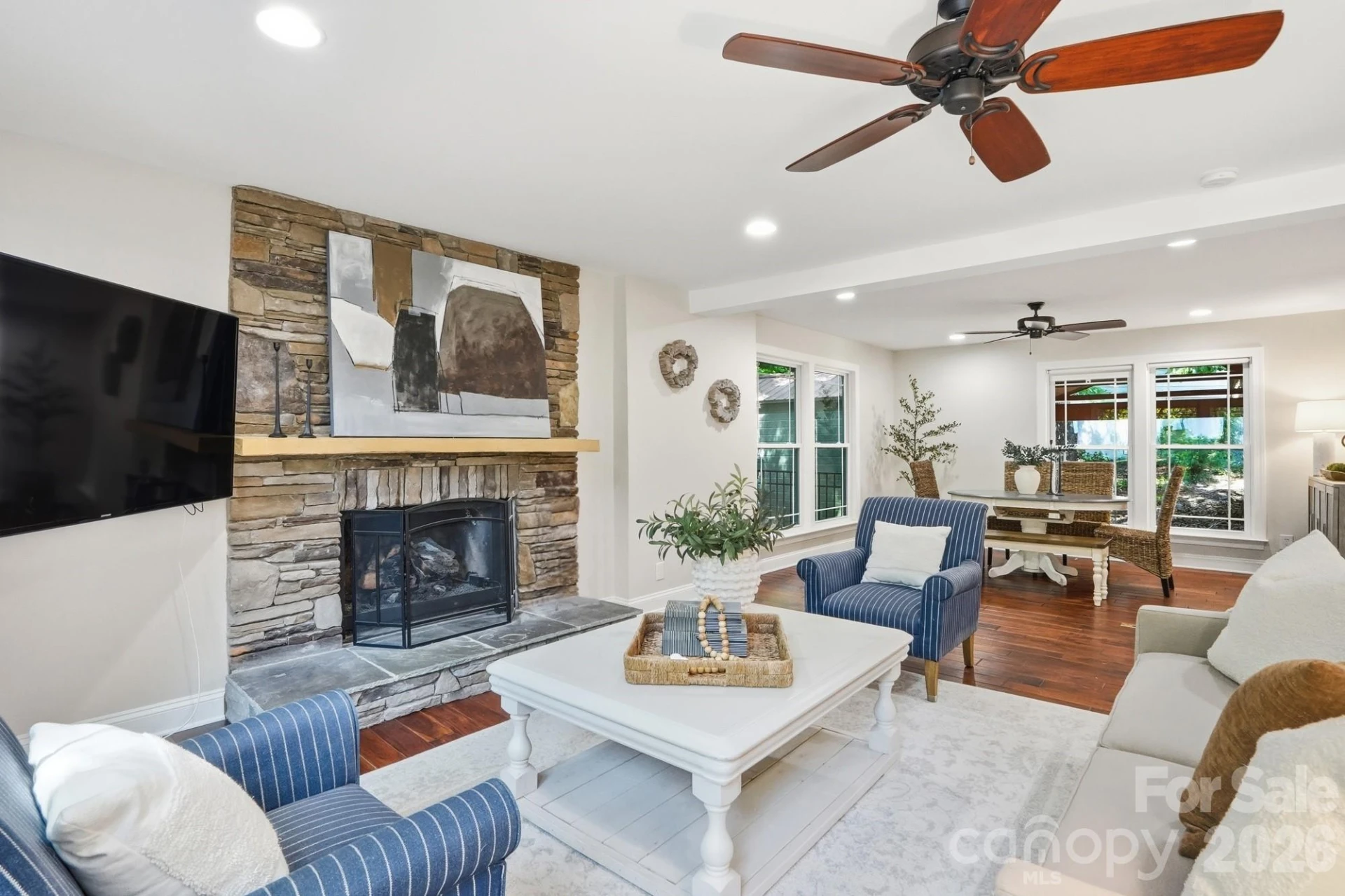 2113 Bon Villa Way - Photo 17