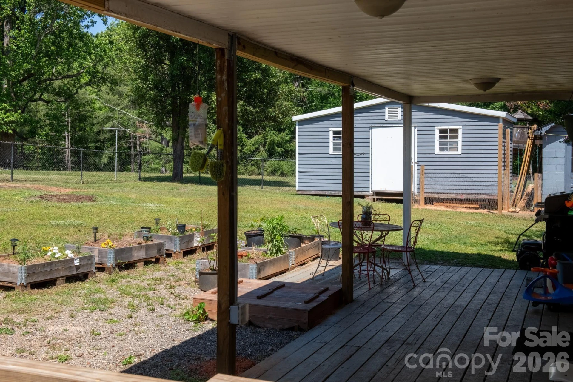 828 Jamestown Road - Photo 2
