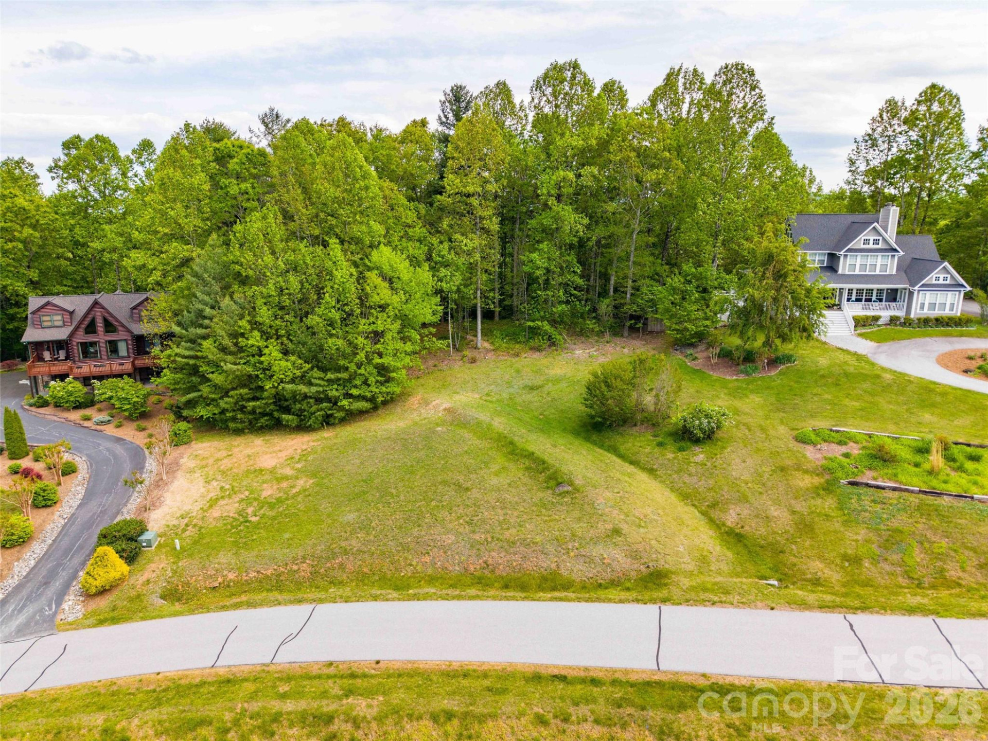 661 Whites Lake Boulevard - Photo 2
