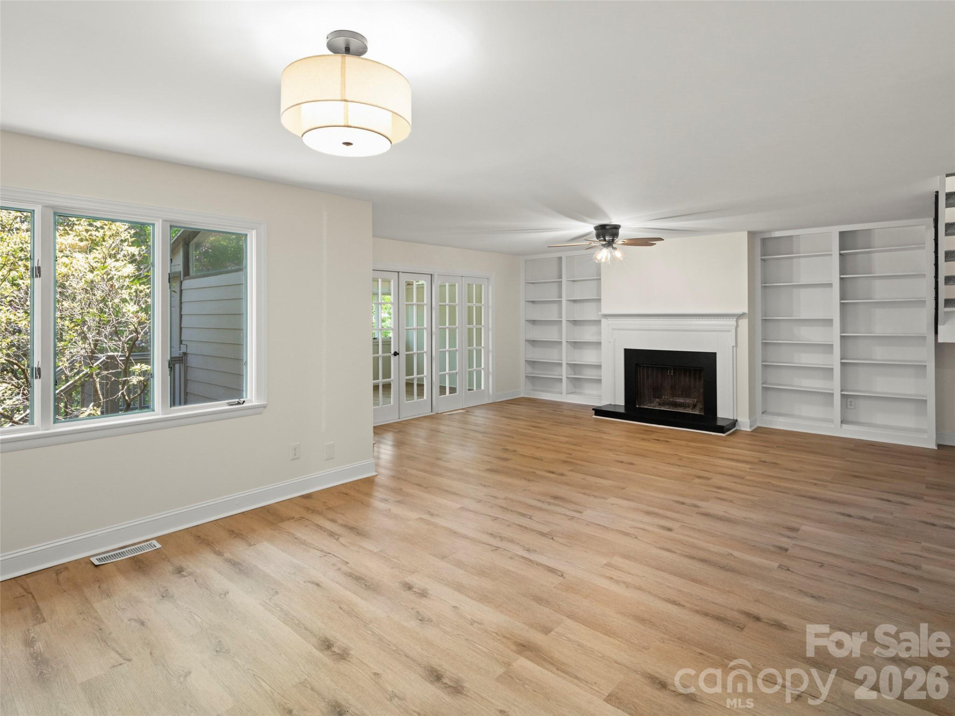 203 Crowfields Drive - Photo 8