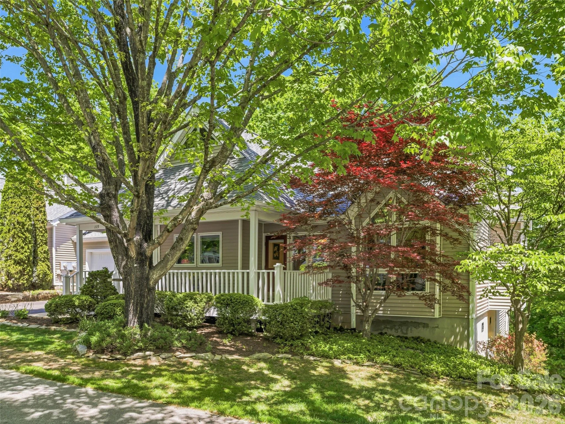 119 Carriage Walk Lane - Photo 3