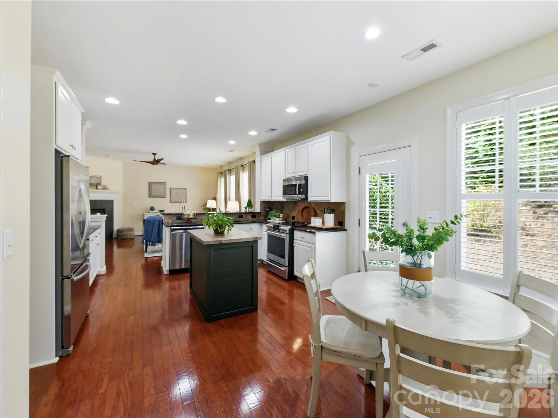 8611 Covedale Crossings Circle - Photo 15
