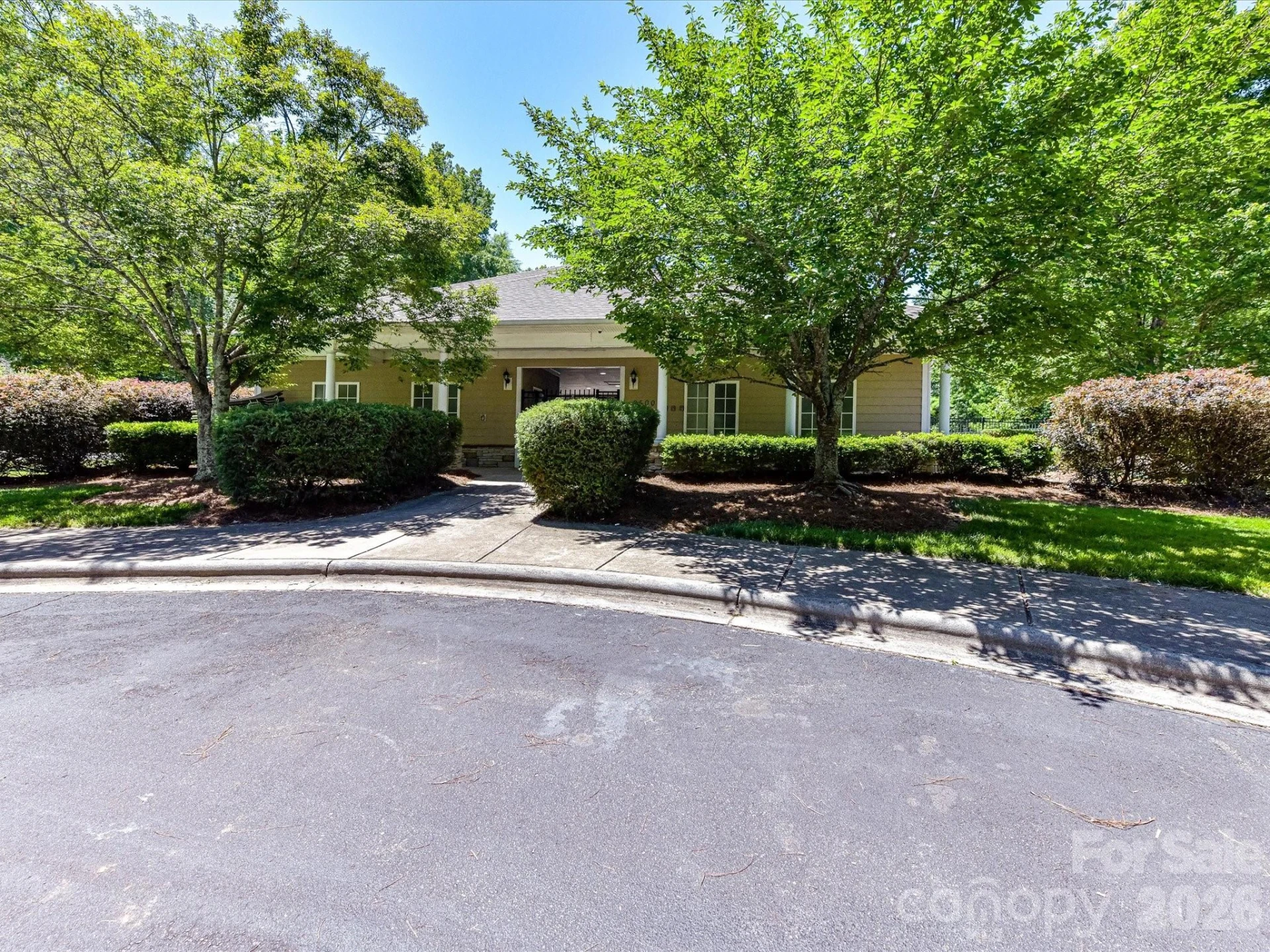 8611 Covedale Crossings Circle - Photo 33