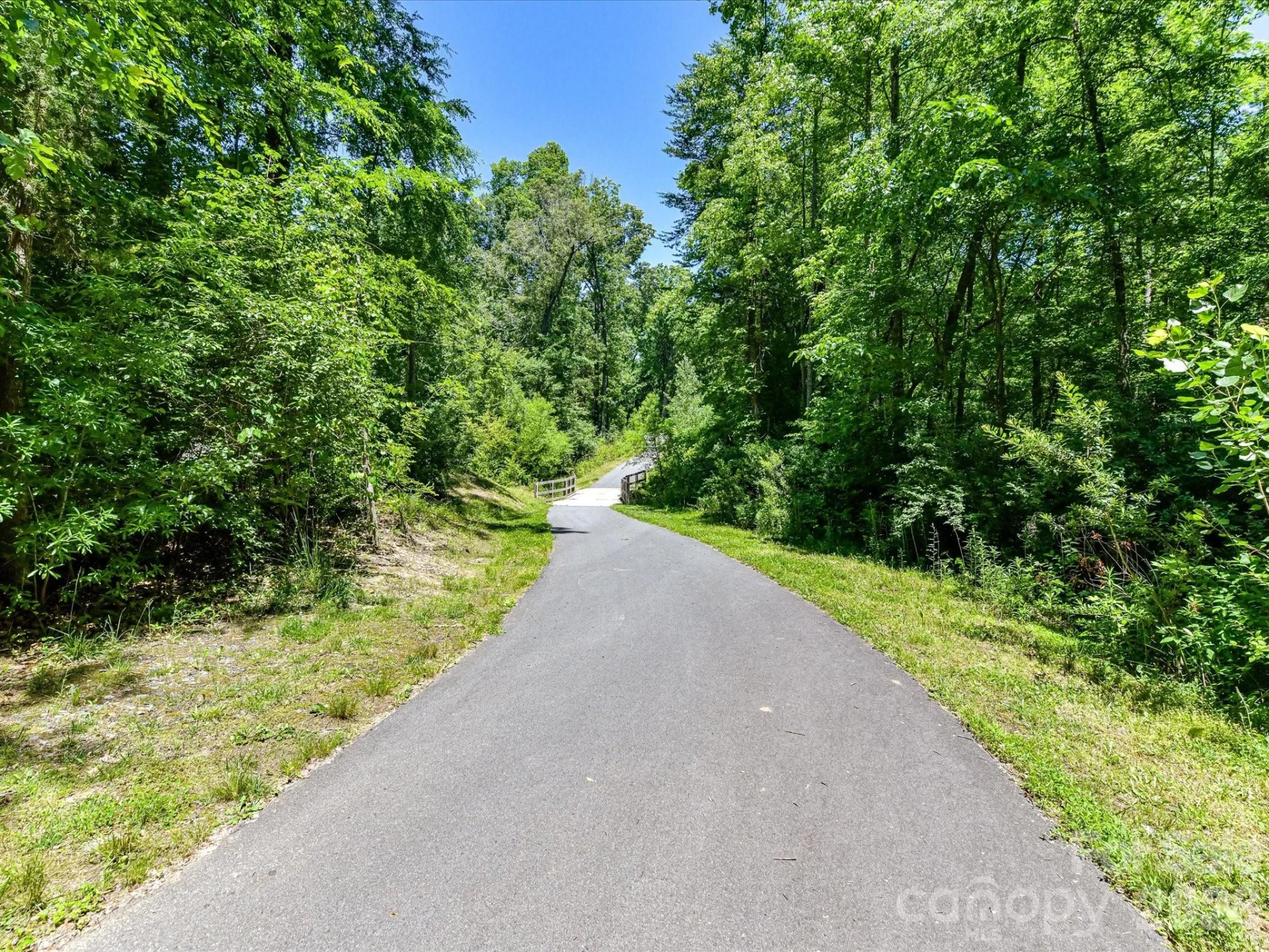 8611 Covedale Crossings Circle - Photo 38