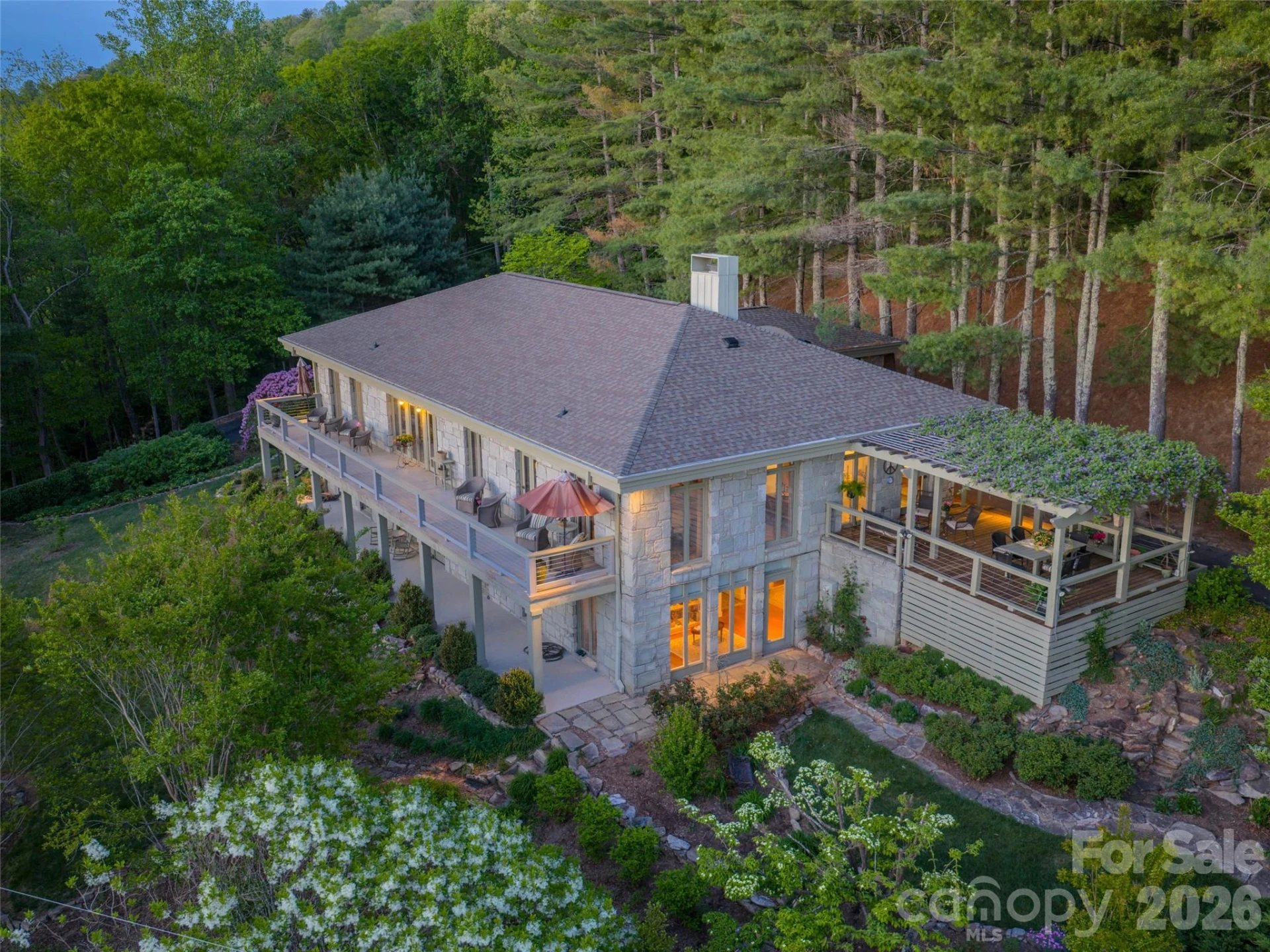 65 Crestwood Road - Photo 3