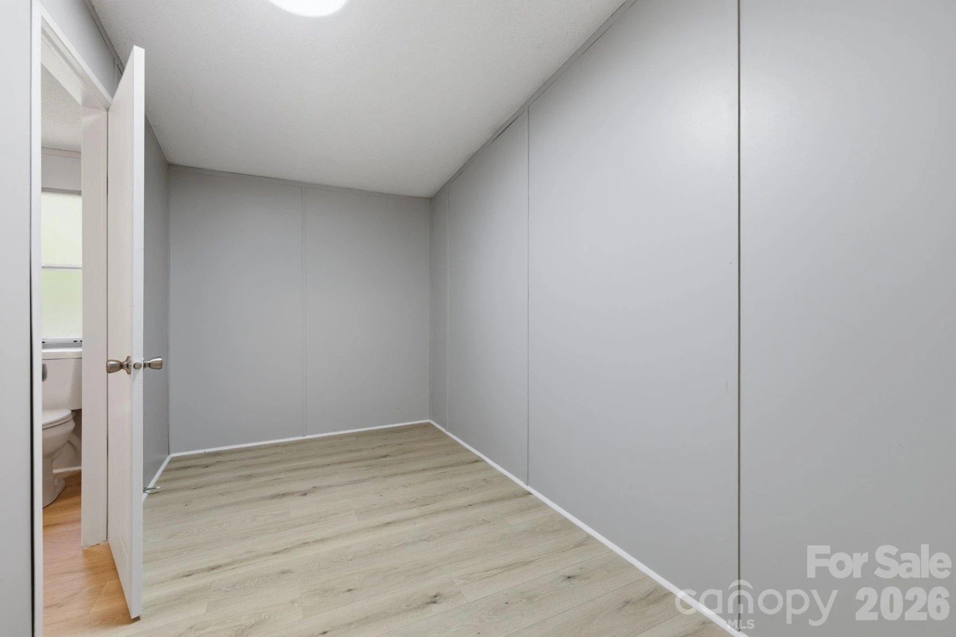 6490 Willow Road - Photo 21