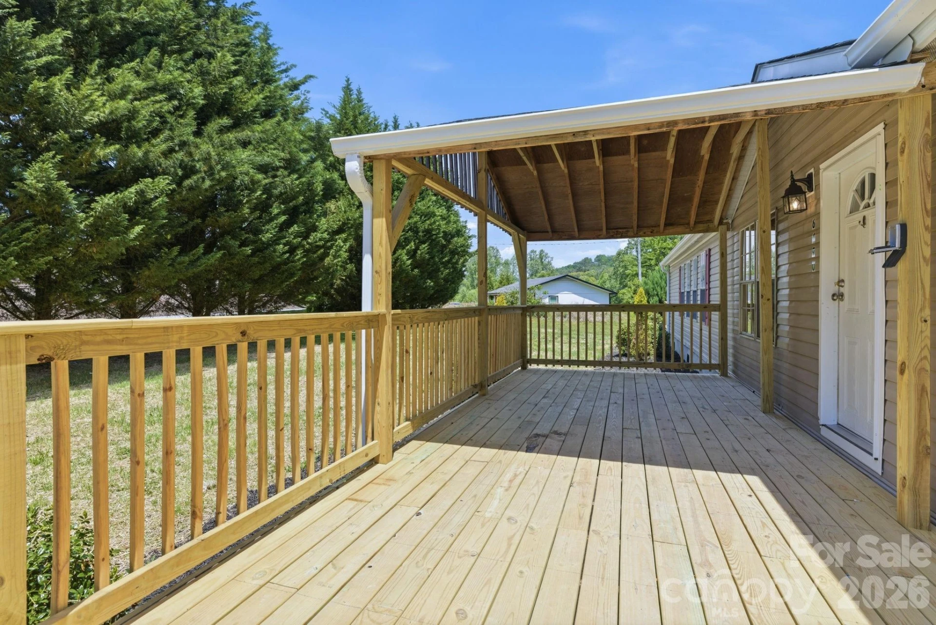 6490 Willow Road - Photo 4