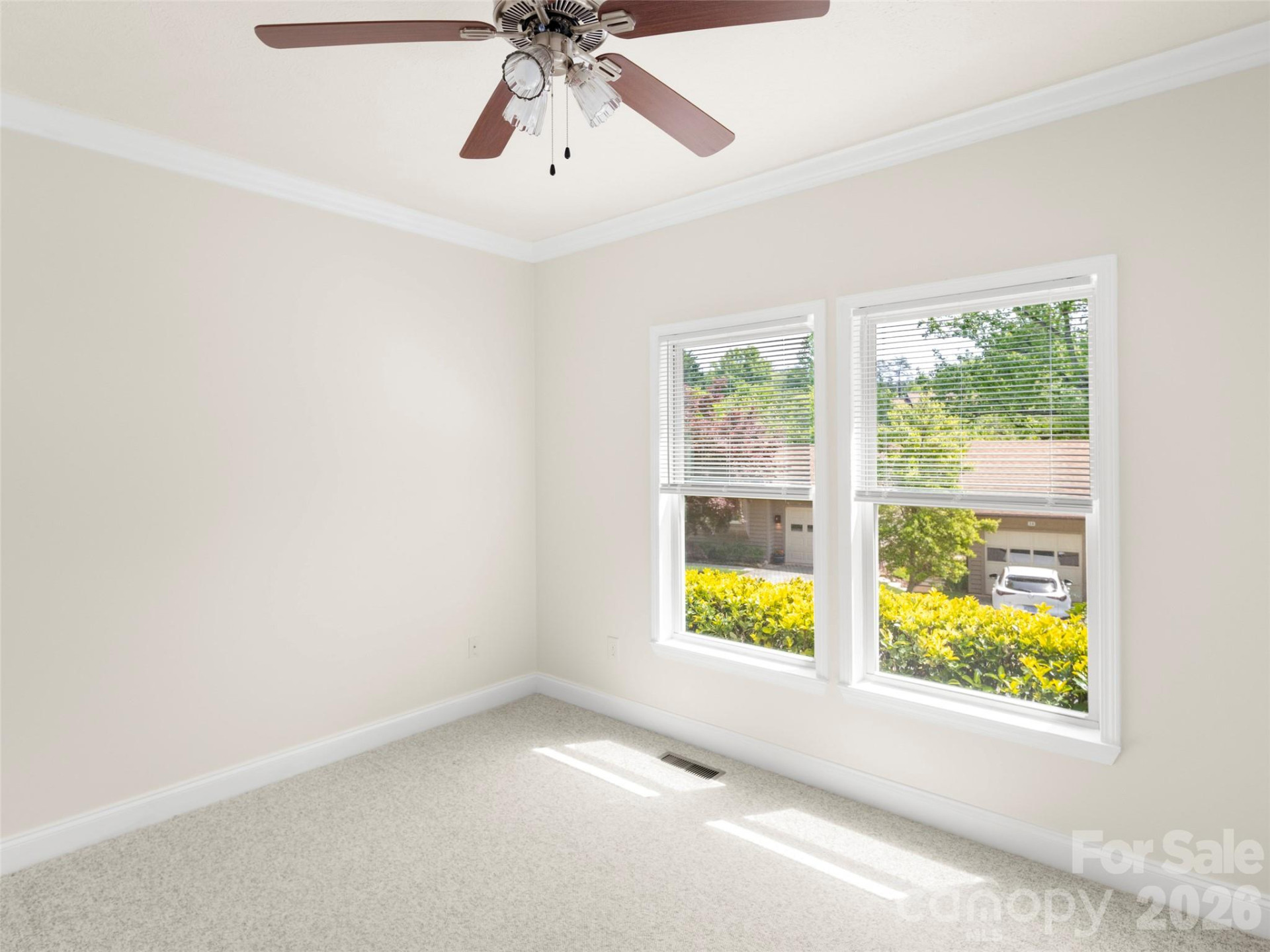 1 Hedgerose Court #B - Photo 17