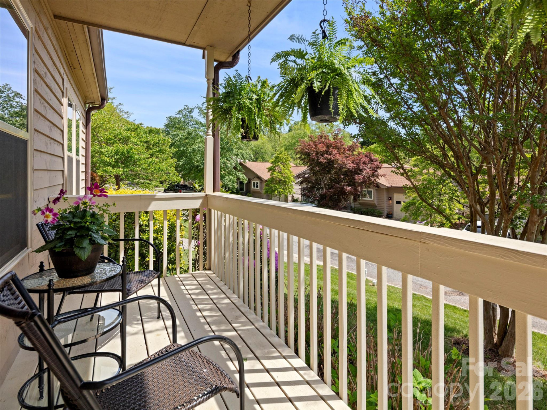 1 Hedgerose Court #B - Photo 3