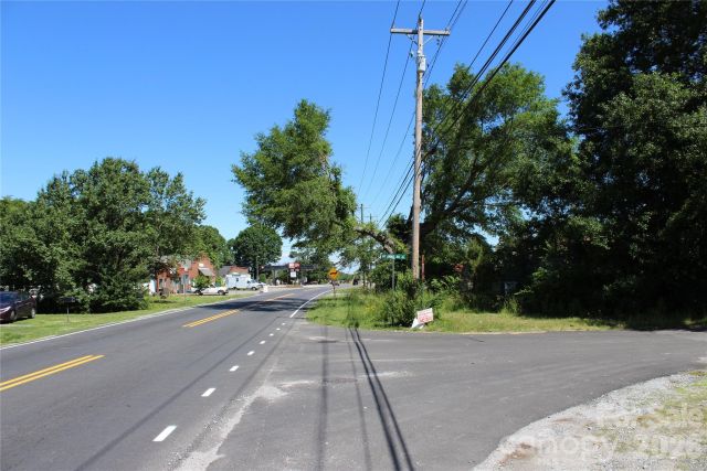 617 US 221 Highway, Rutherfordton, NC, 28139
