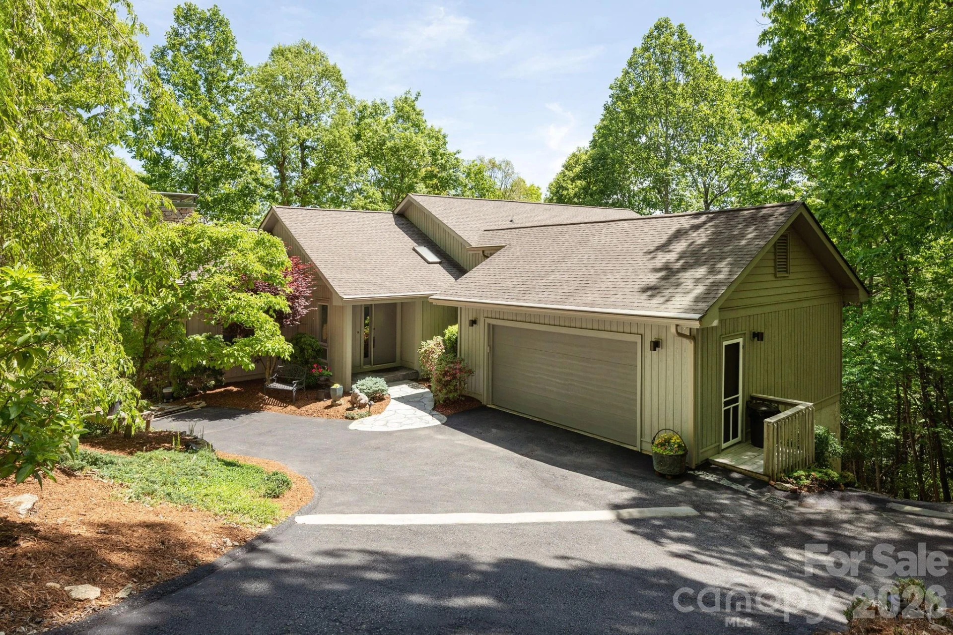 258 DALHOUSIE Court - Photo 9