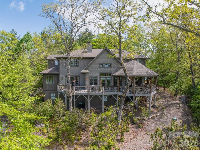 536 Hawk Mountain Road, Lake Toxaway, NC, 28747