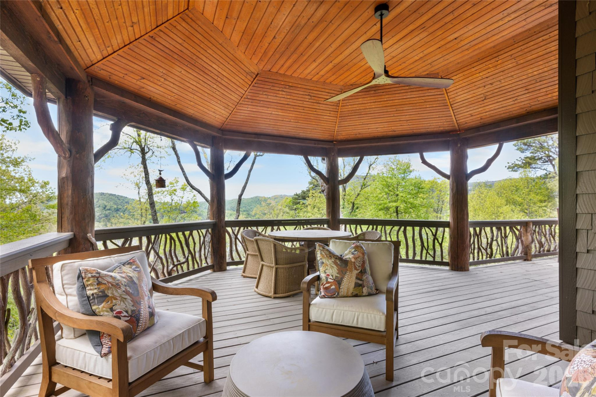 536 Hawk Mountain Road - Photo 19