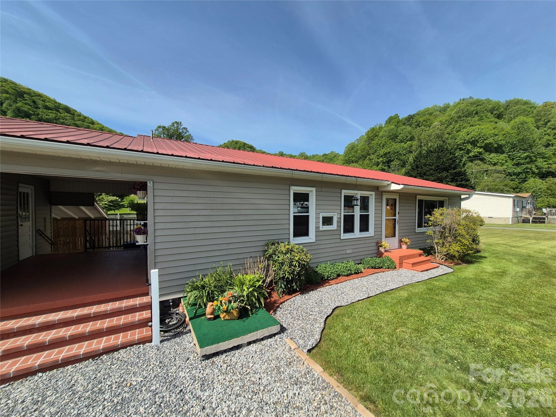 5 Gibson Drive - Photo 3