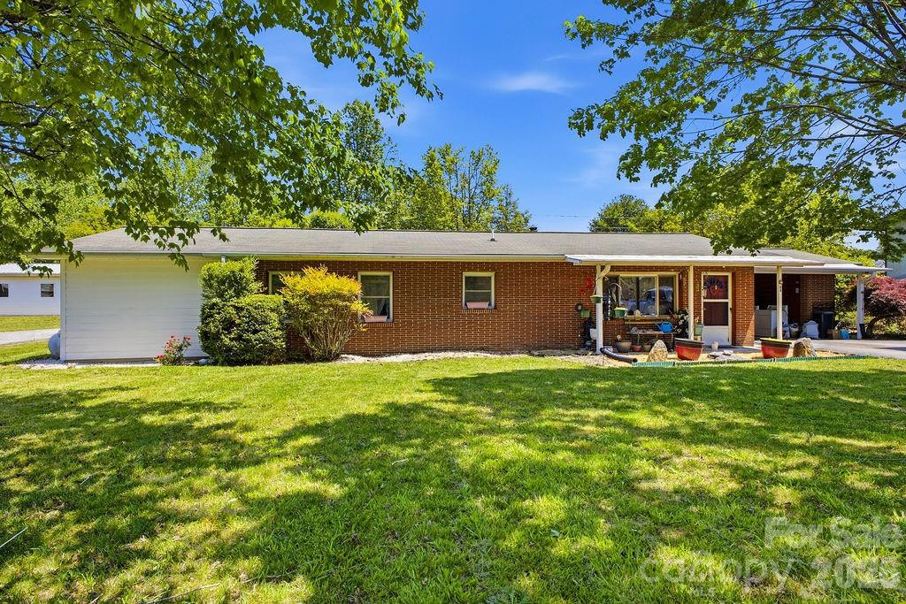 88 Lost Creek Drive - Photo 2
