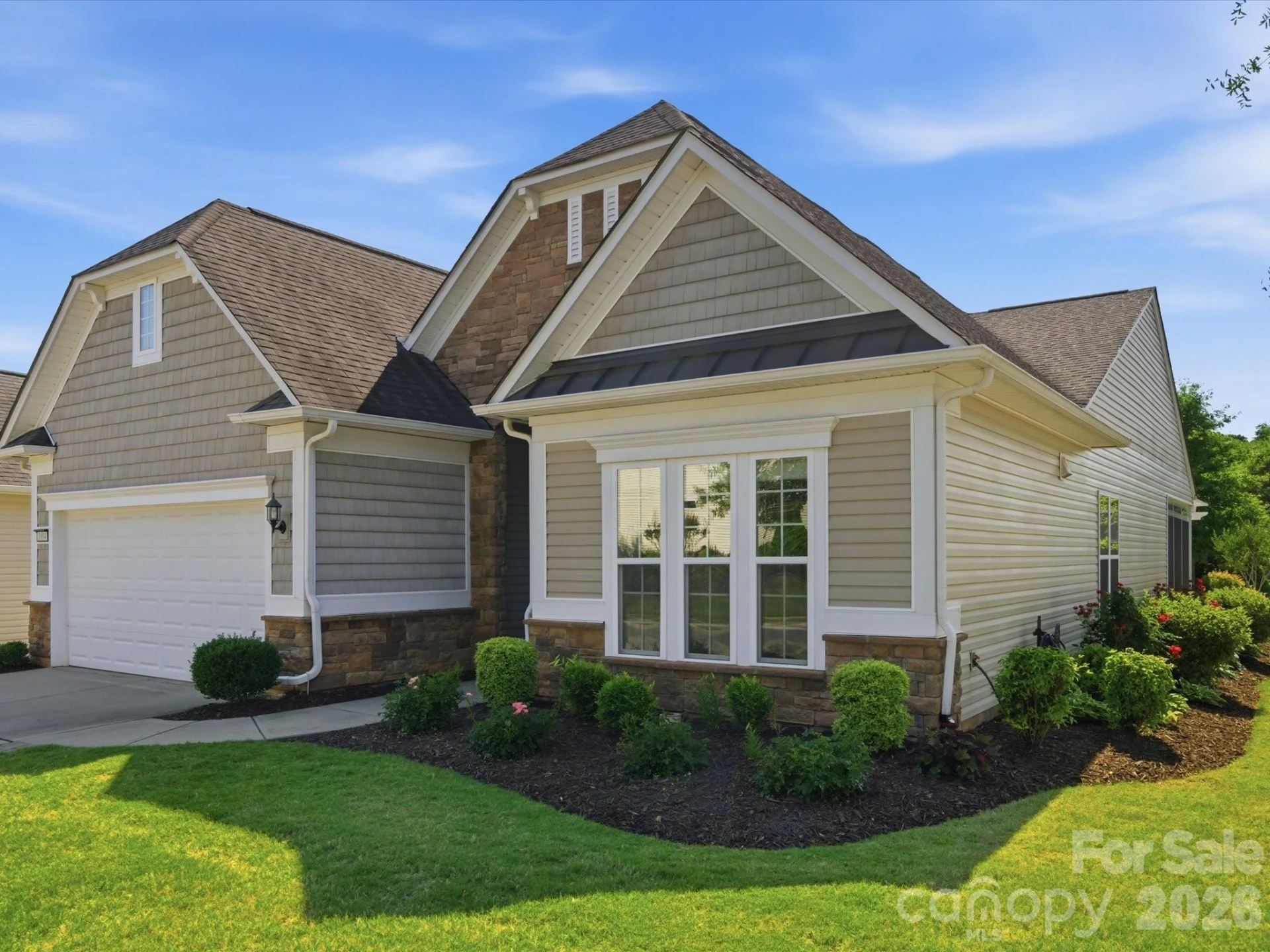 1004 Mava Court - Photo 3