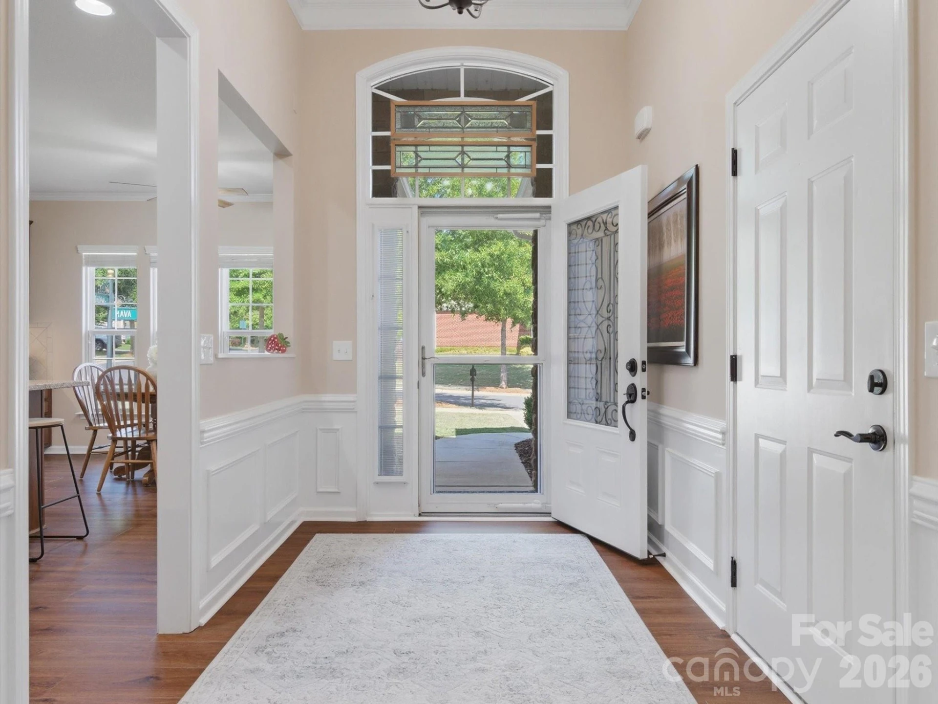 1004 Mava Court - Photo 6