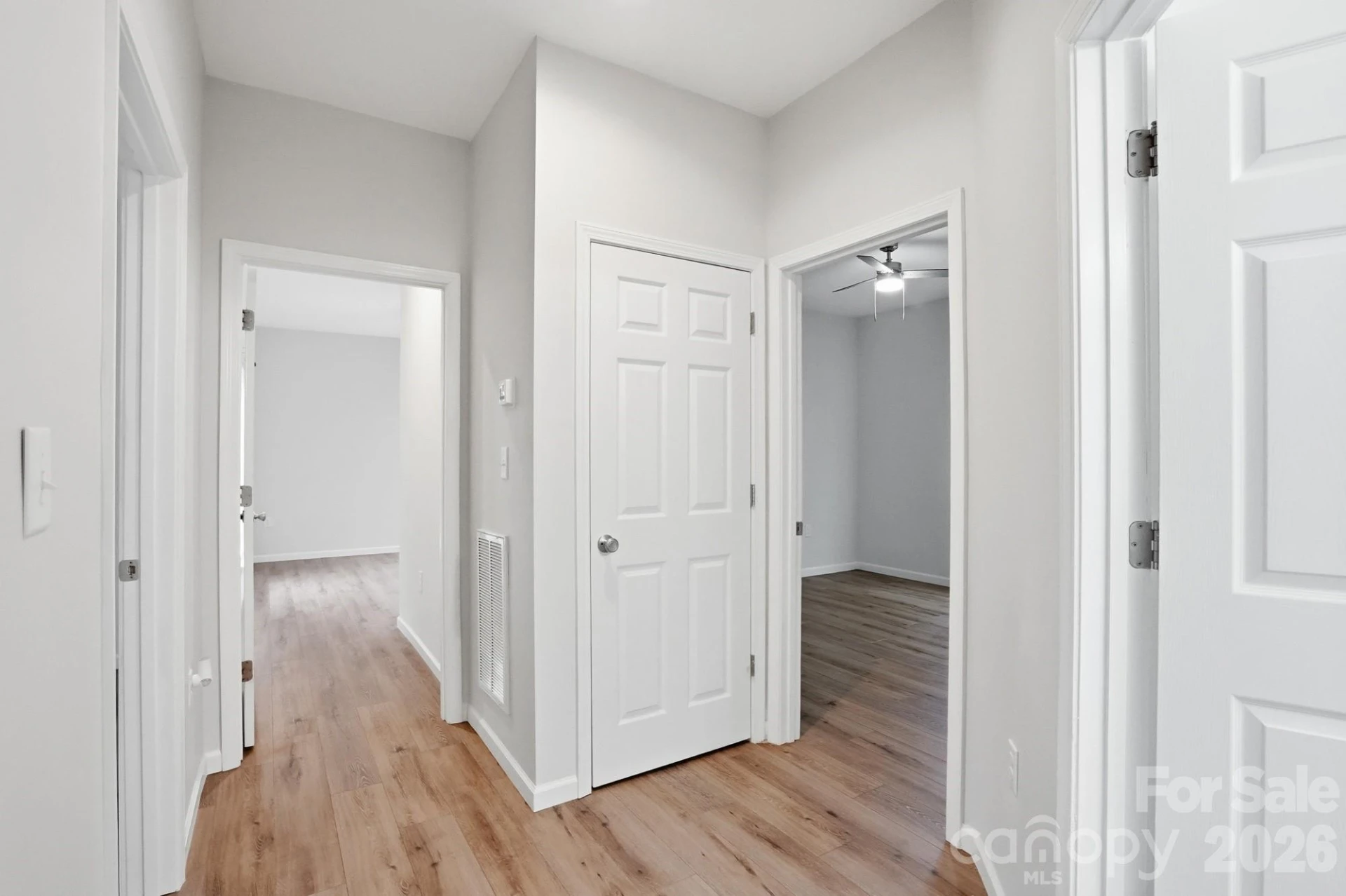 2507 Leroy Avenue - Photo 13