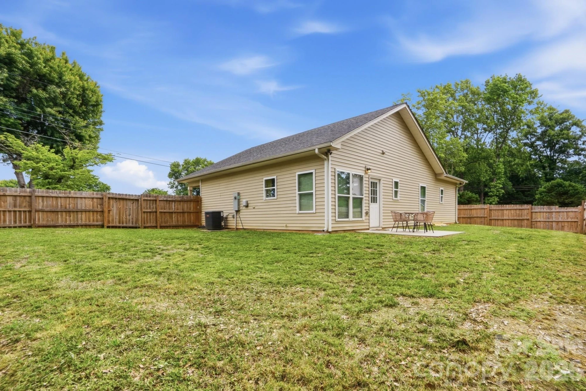 2507 Leroy Avenue - Photo 19