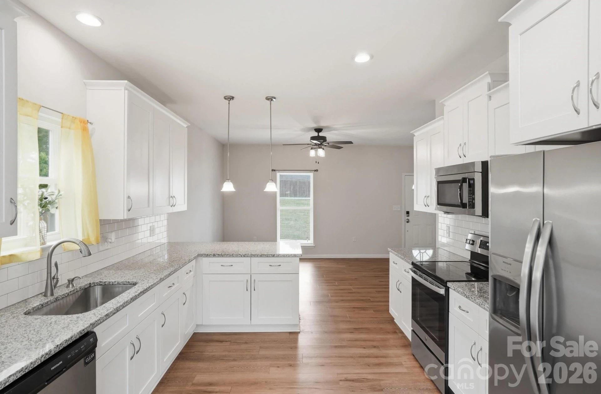 2507 Leroy Avenue - Photo 6
