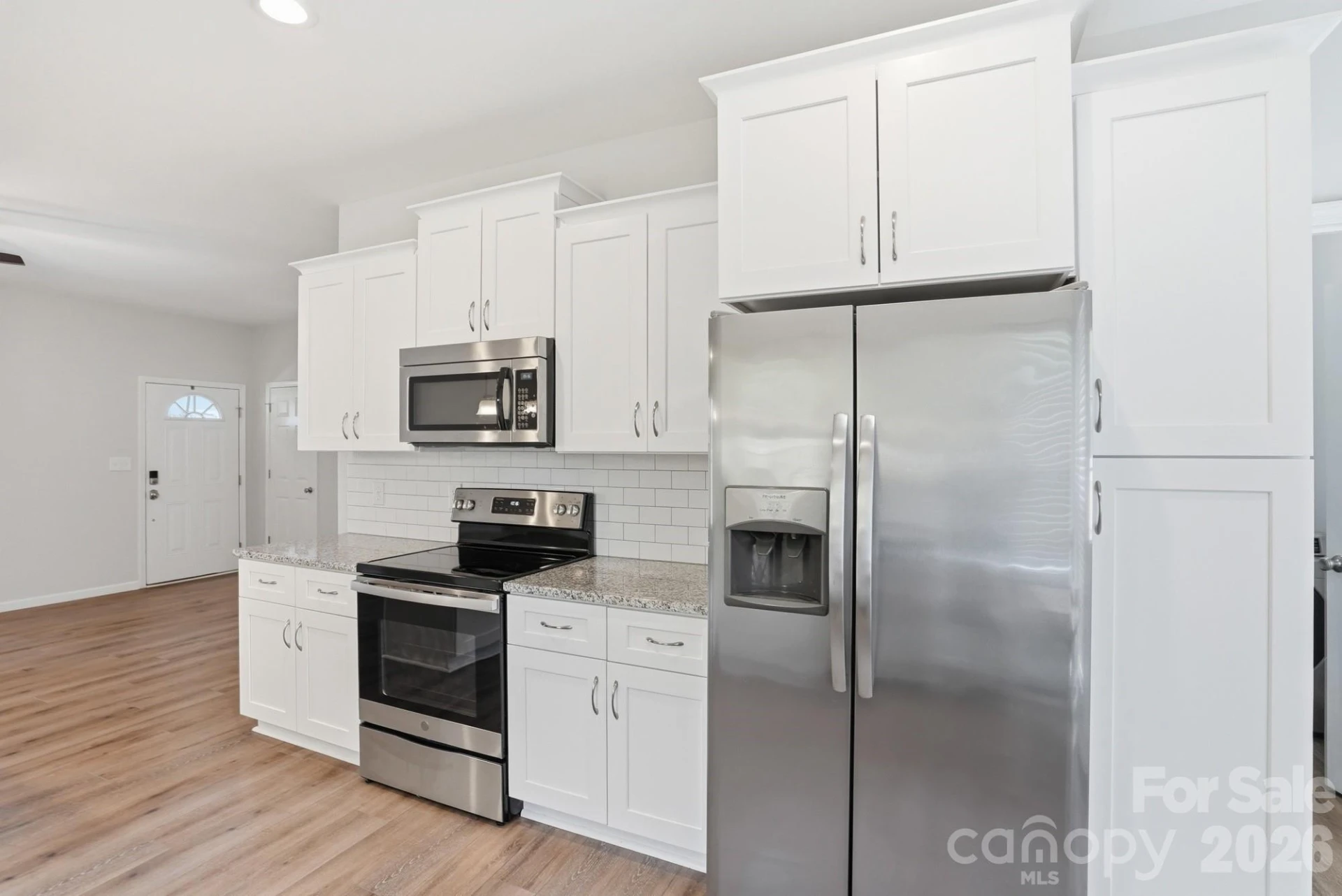 2507 Leroy Avenue - Photo 8