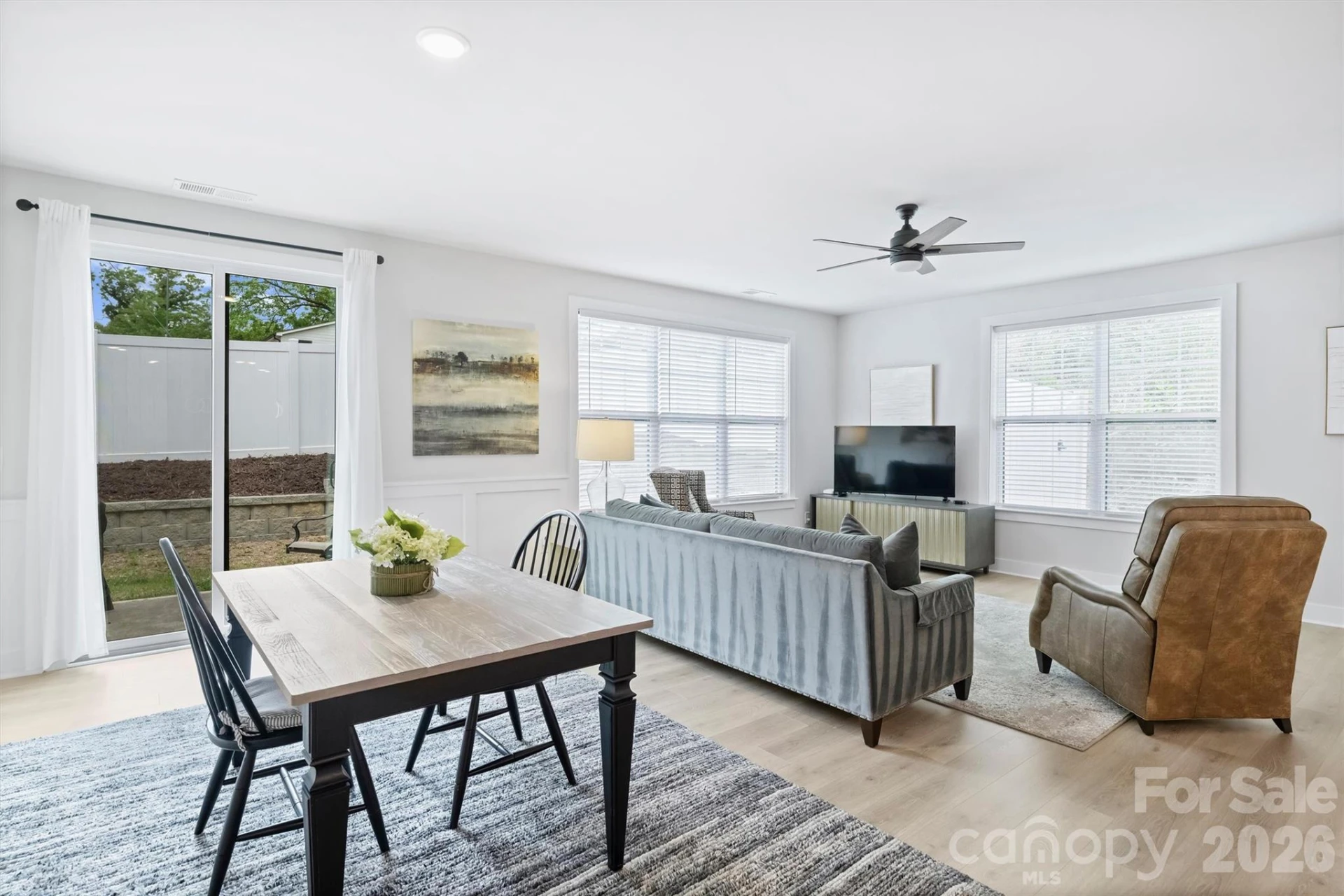 1517 Falcon Street - Photo 17