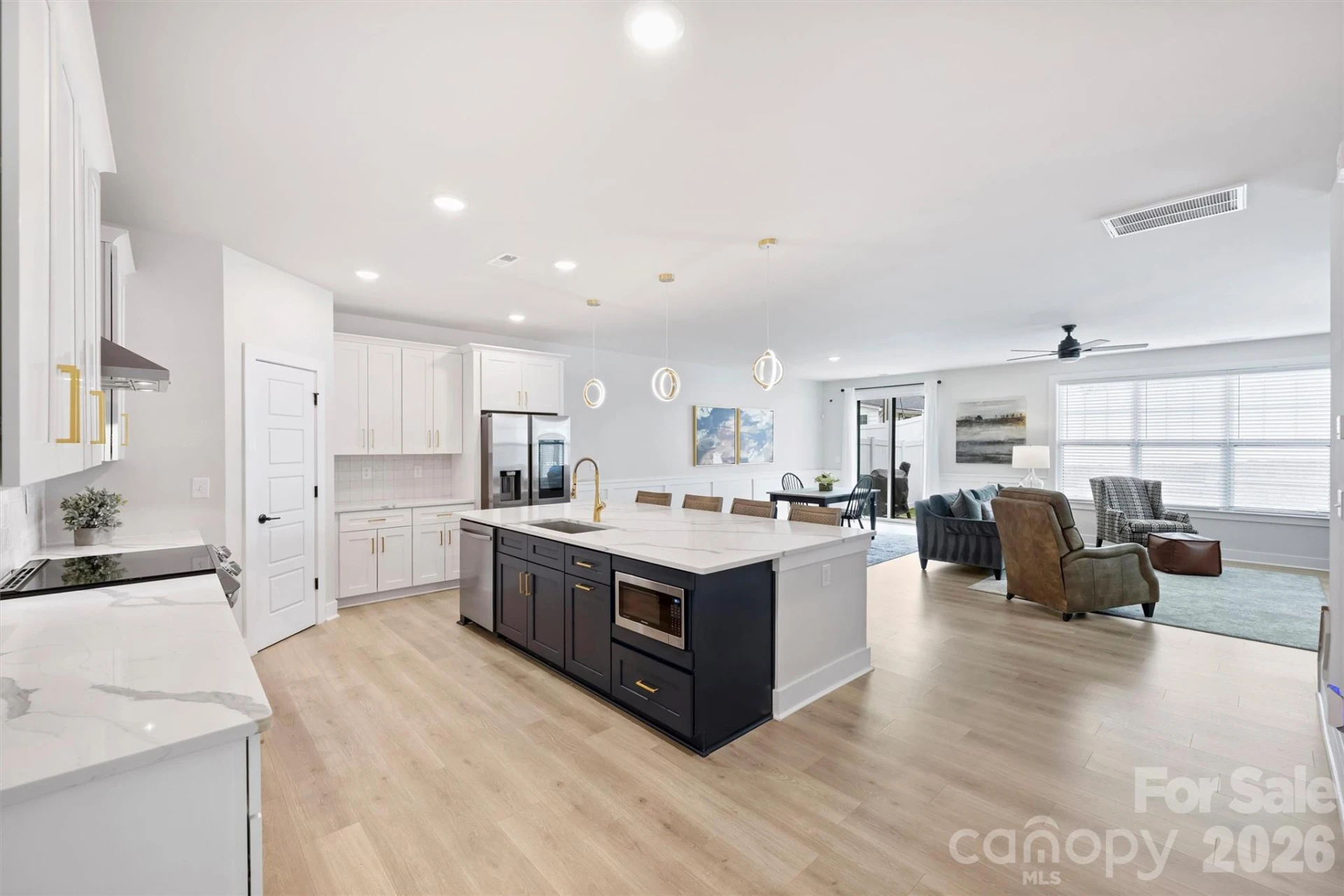 1517 Falcon Street - Photo 9