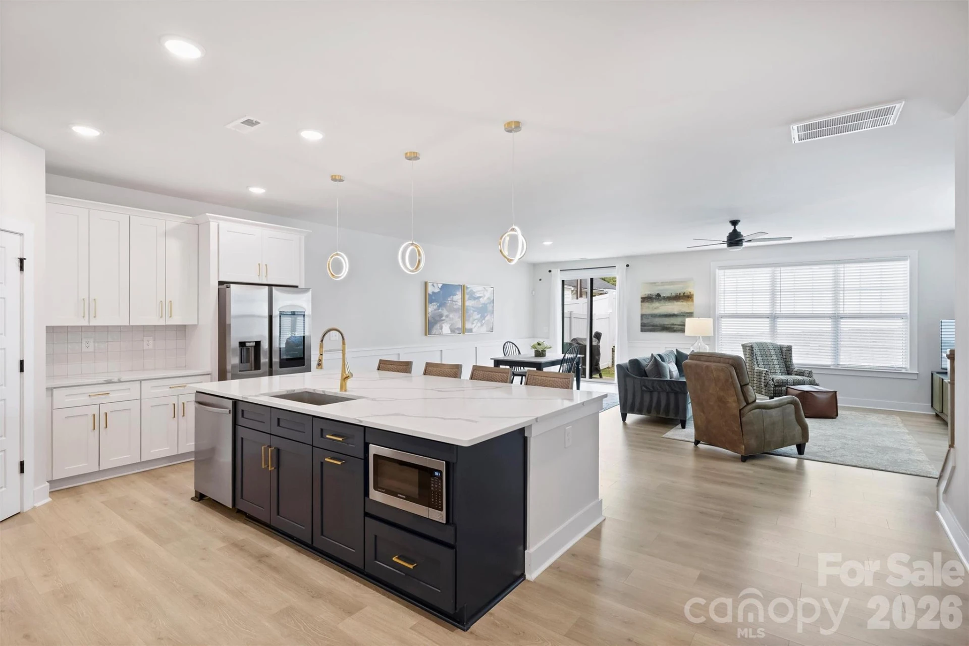 1517 Falcon Street - Photo 10