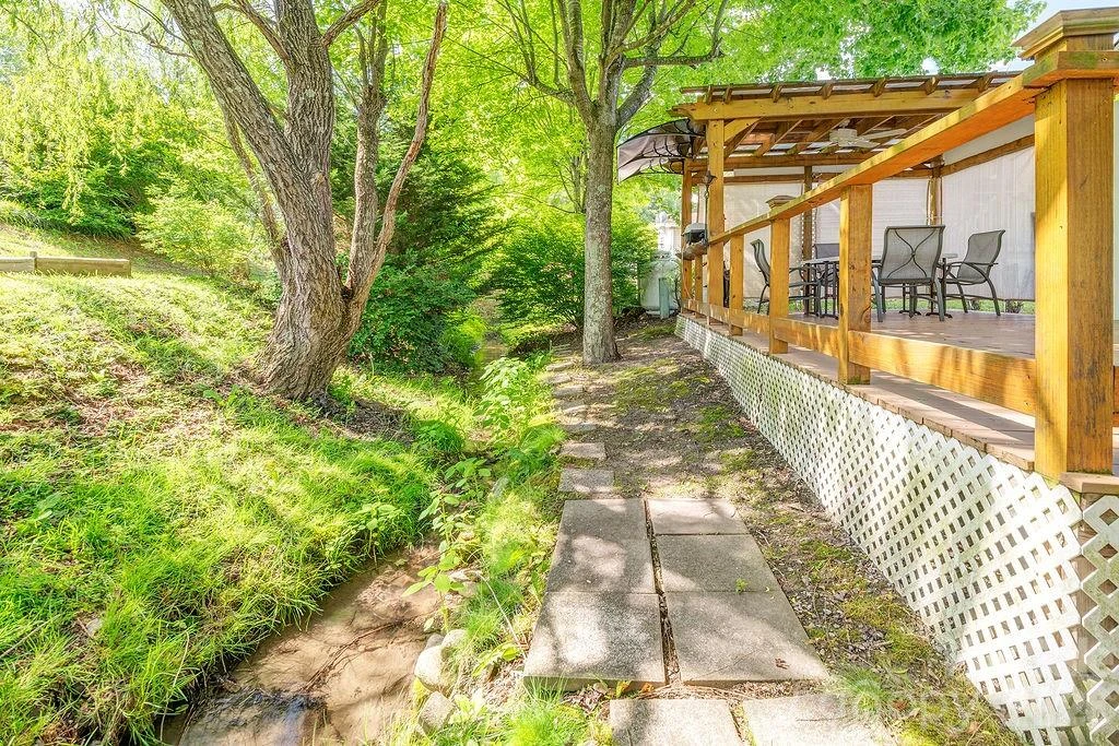 161 Summer Place Drive - Photo 17