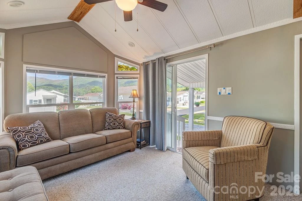 161 Summer Place Drive - Photo 4
