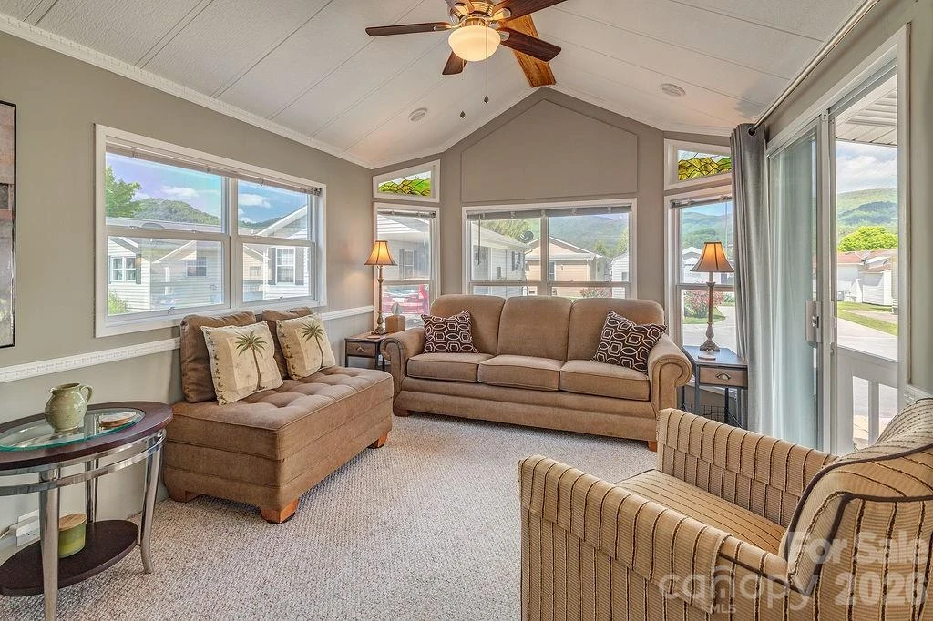 161 Summer Place Drive - Photo 5