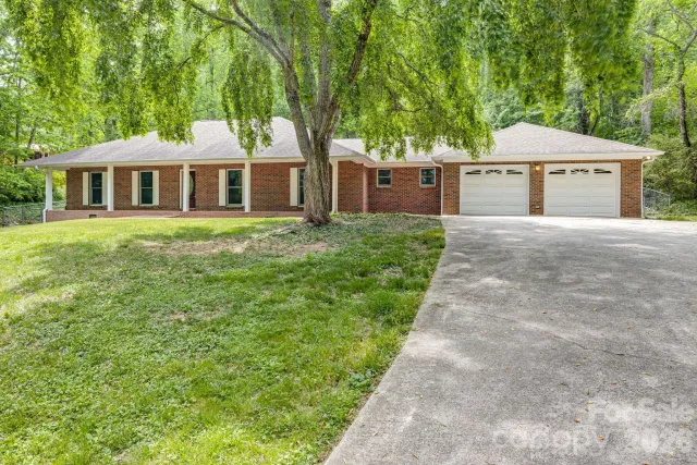 35 Byrd Road, Candler, NC, 28715