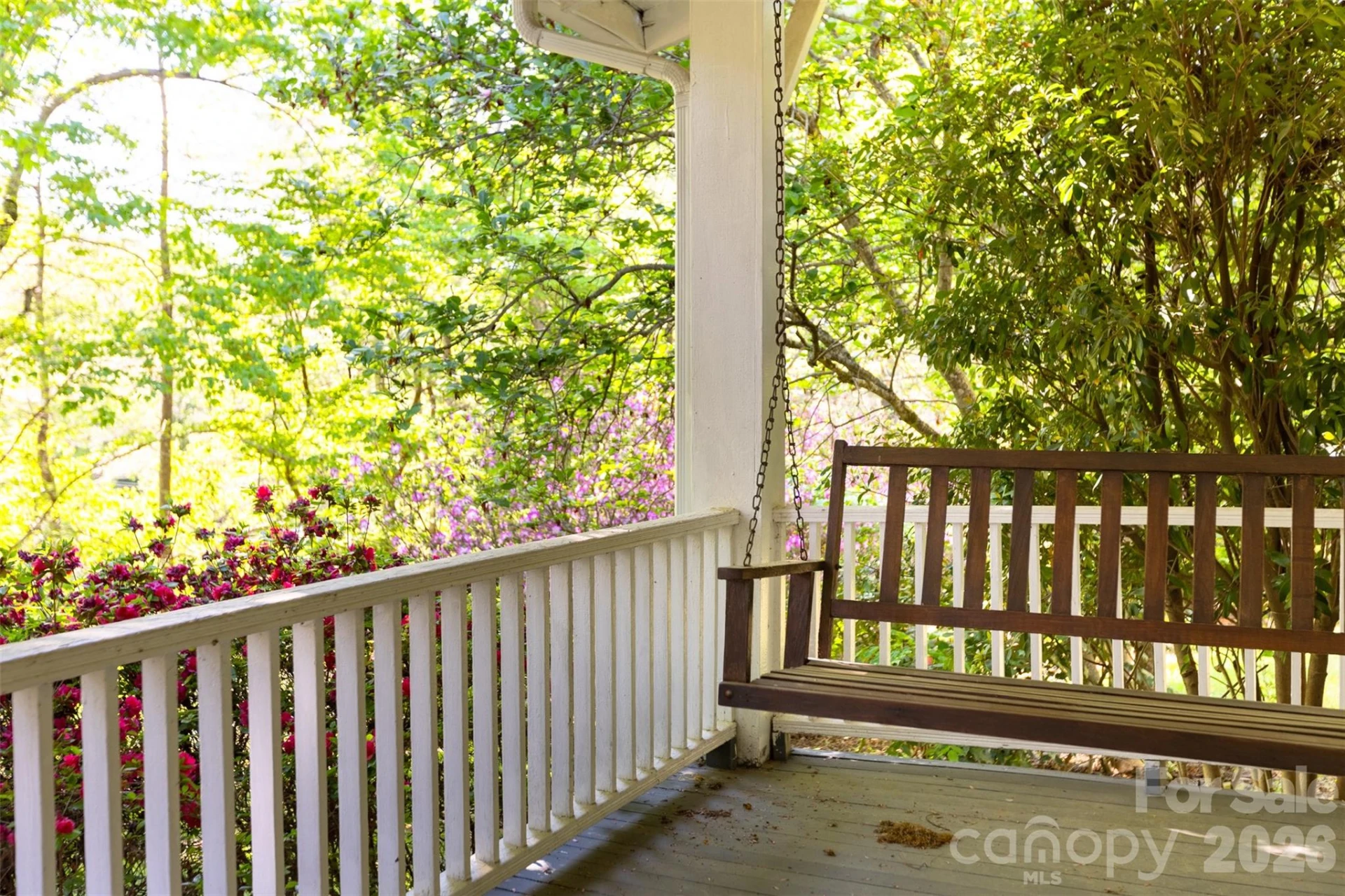 484 Yancey Road - Photo 6