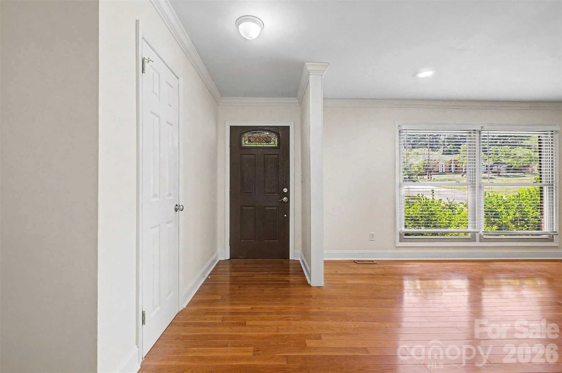 109 James Drive - Photo 5