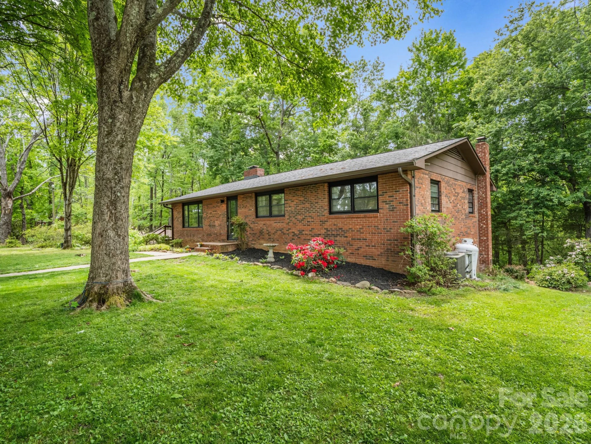 92 Greenwood Acres Drive - Photo 4