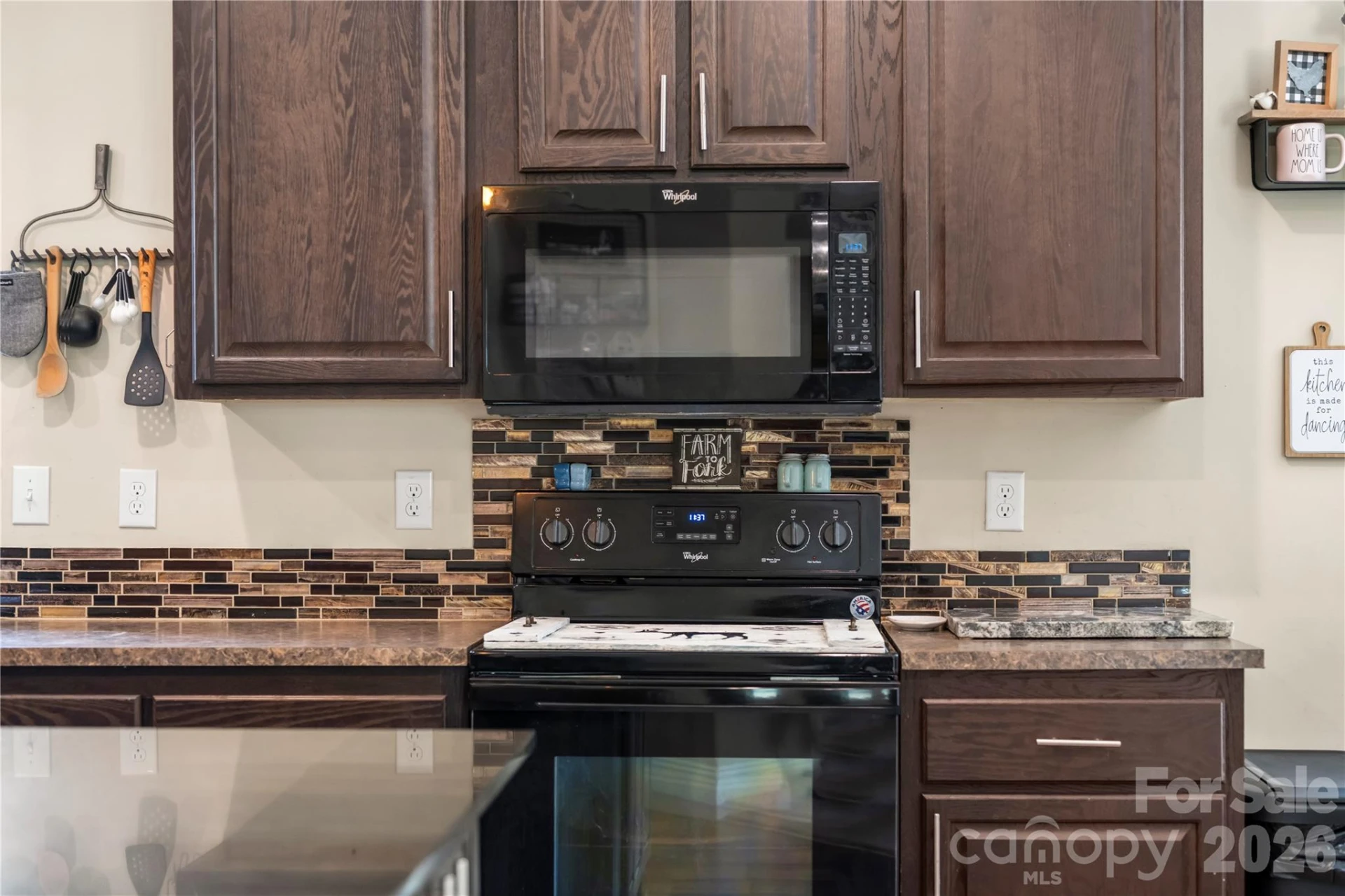 111 Robin Street - Photo 14