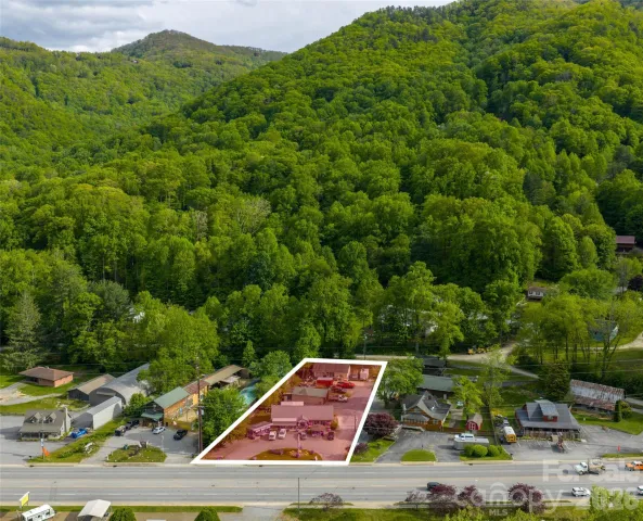 521 Soco Road, Maggie Valley, NC, 28751